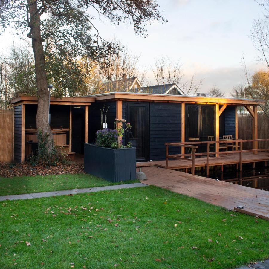 Casa Aan De Plas, B&B Met Sauna En Hottub Of Jacuzzi Nieuwkoop Exterior foto