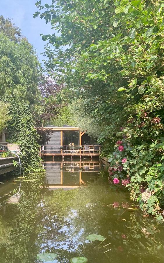 Casa Aan De Plas, B&B Met Sauna En Hottub Of Jacuzzi Nieuwkoop Exterior foto